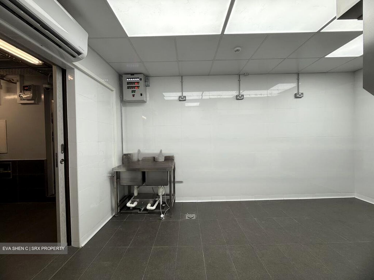 Chin Bee Drive (D22), Factory #462344091